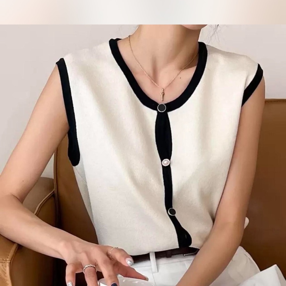 Cream Buttoned Tank Top with Tailored Edges